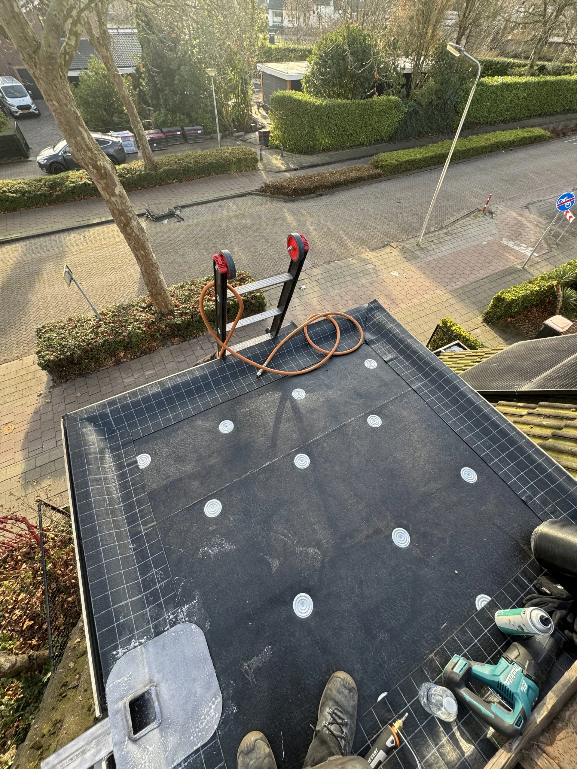 Dakkapel renovatie met verbeterde waterafvoer in Steenbergen 1